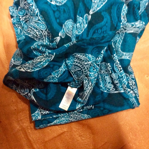 💜Hard to find LuLaRoes Skull Halloween leggings - Picture 3 of 3